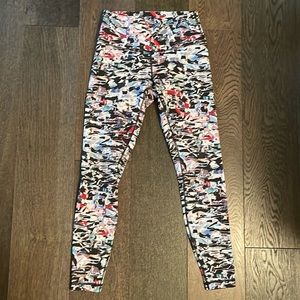 LULULEMON | 25” Printed Leggings
